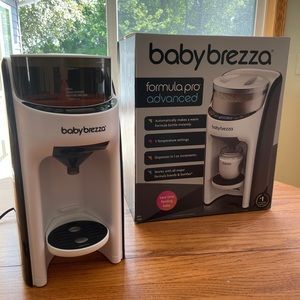 Baby Brezza formula warmer/mixer/dispenser